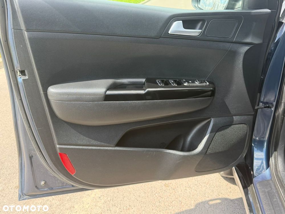 Kia Sportage 1.6 CRDI AWD Eco-Dynamics+ (48V M-H) DCT PLATINUM - 18