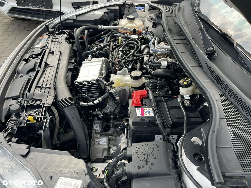 Ford Kuga 2.0 EcoBlue 4x4 TITANIUM X - 16