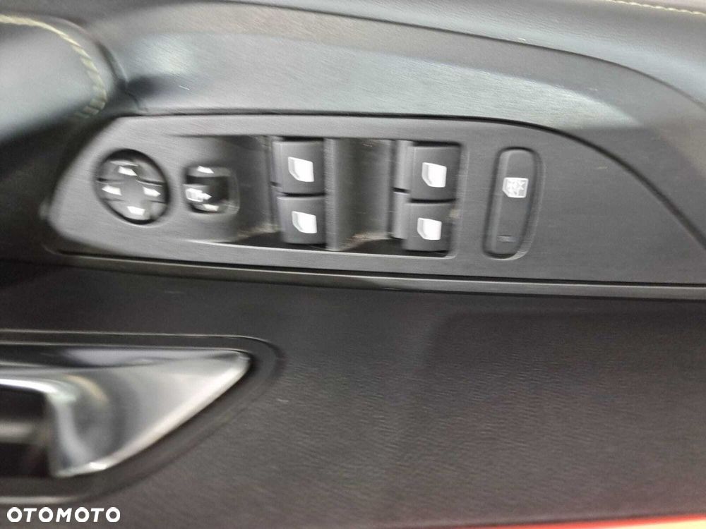 Peugeot 2008 - 30
