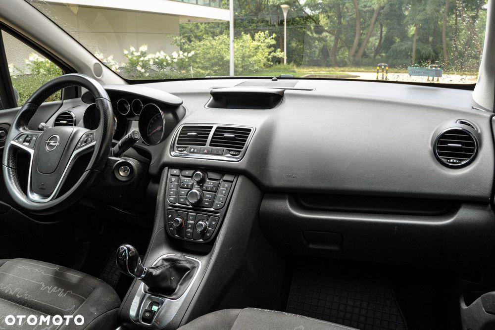 Opel Meriva - 10