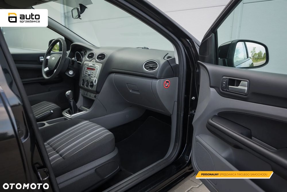 Ford Focus 1.6 Trend - 28