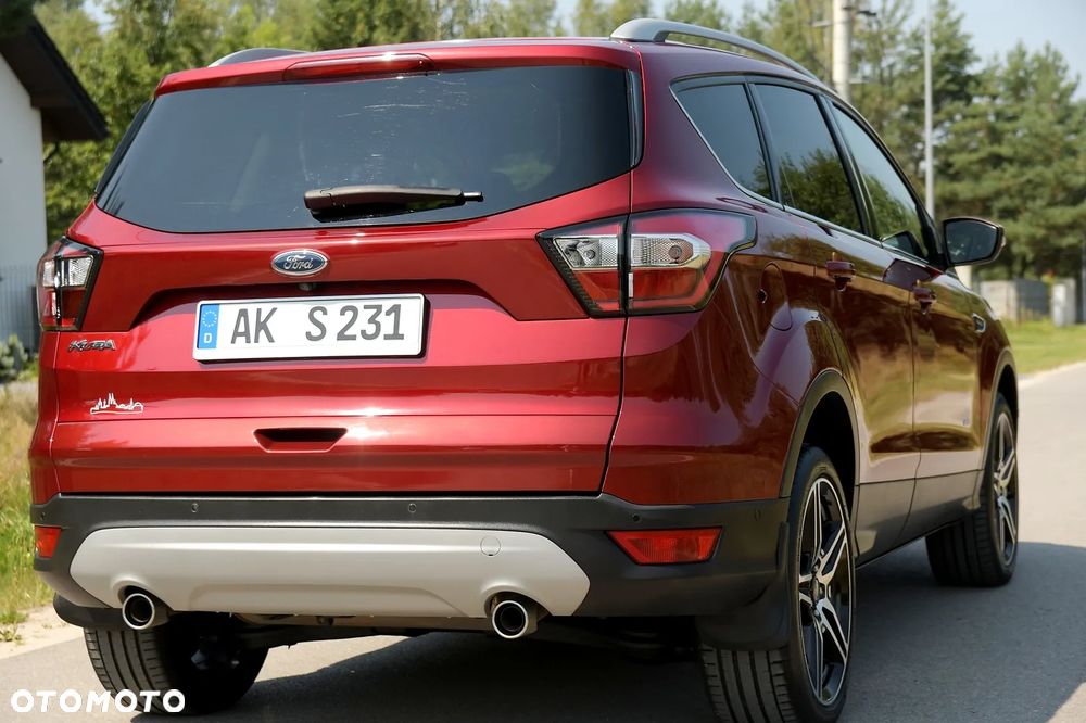 Ford Kuga 2.0 TDCi 4x4 Titanium - 4