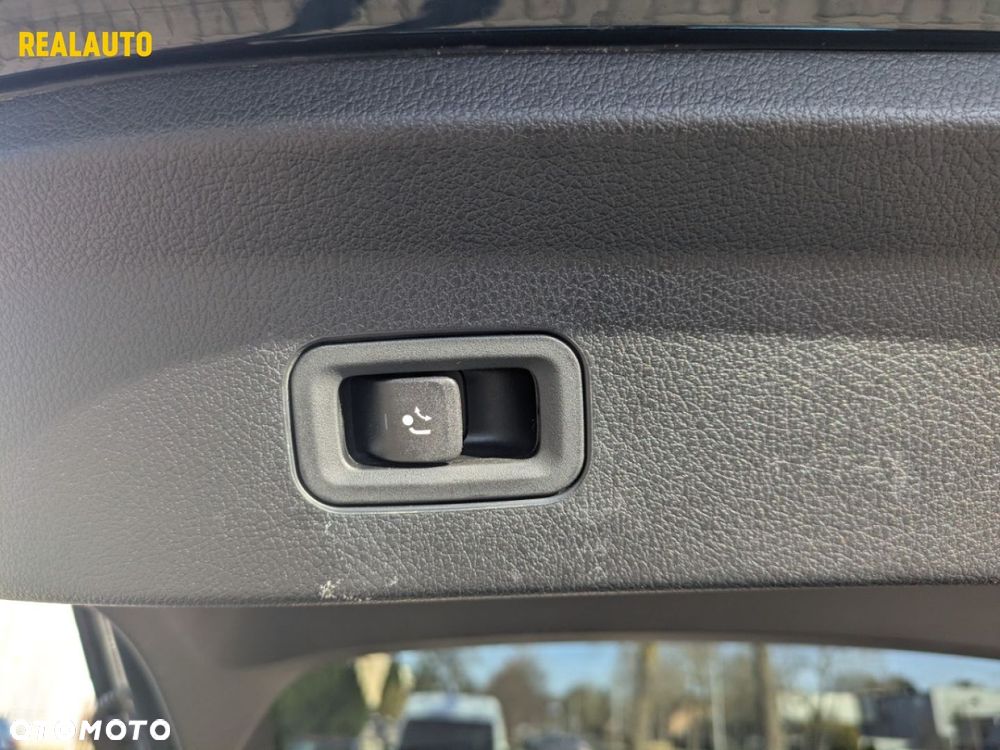 Mercedes-Benz GLE - 14