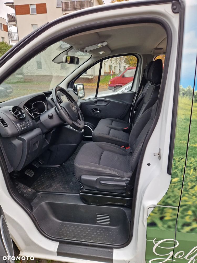 Opel Vivaro - 17