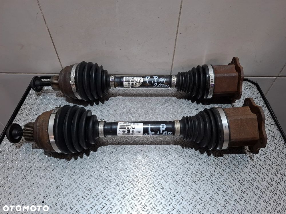 Półoś Audi A4 B8 krótka 2,0 TDI 2013 lift nr 8K0407271AJ - 1