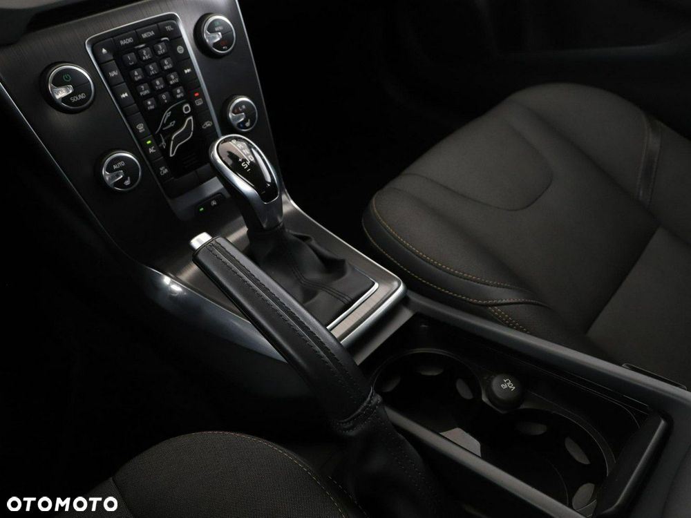 Volvo V40 Cross Country D3 Geartronic Linje You - 29
