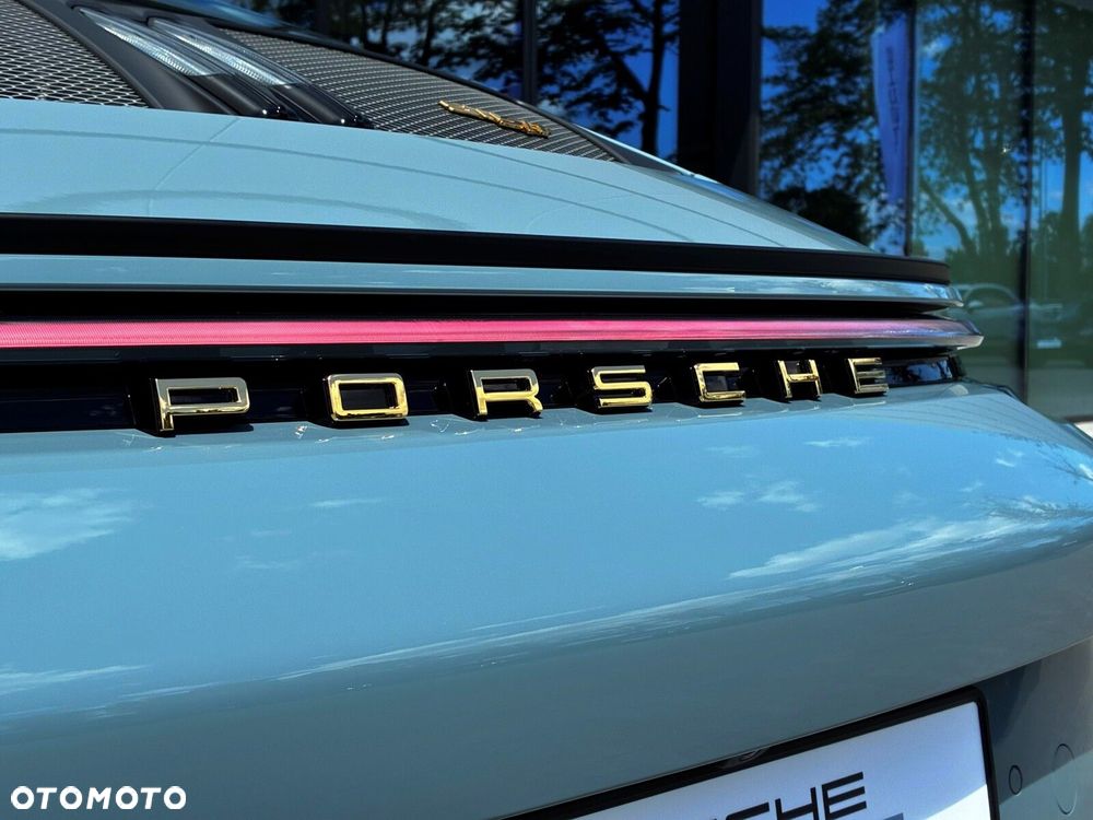 Porsche 911 - 34