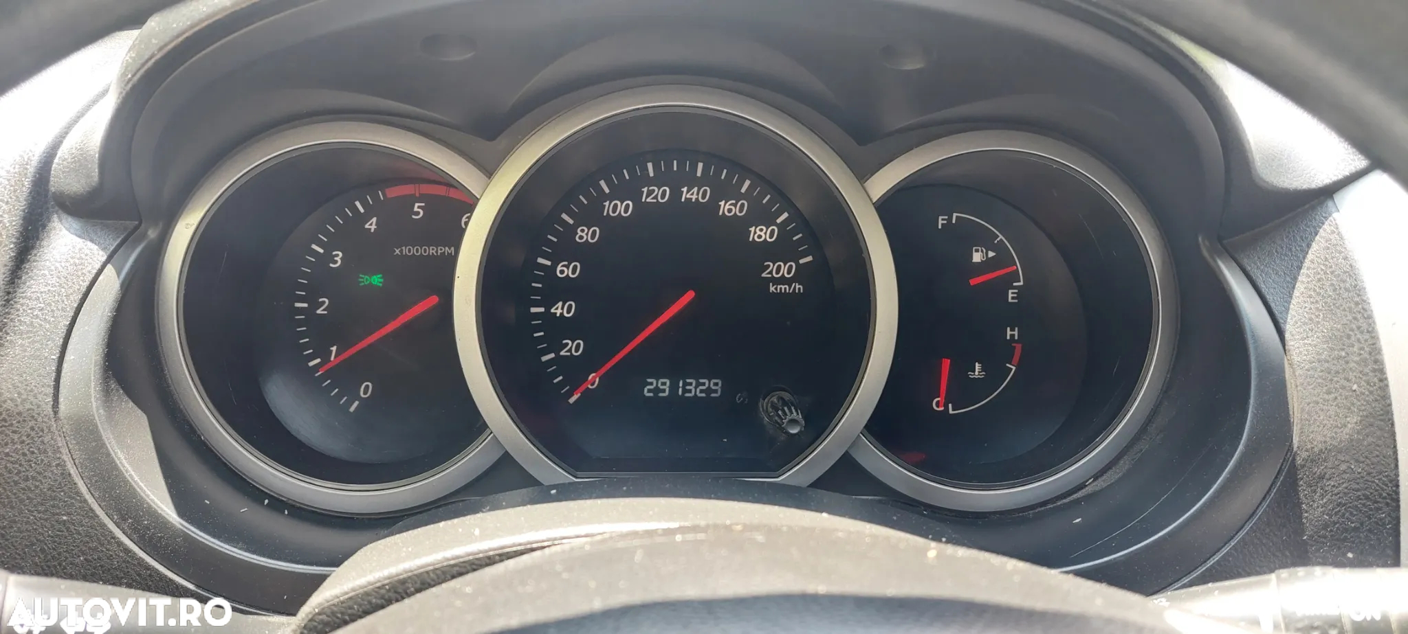 Suzuki Vitara - 8
