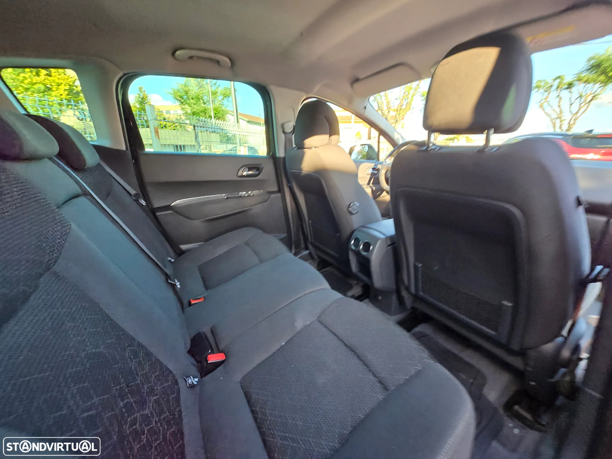 Peugeot 3008 1.6 BlueHDi Style EAT6 - 9