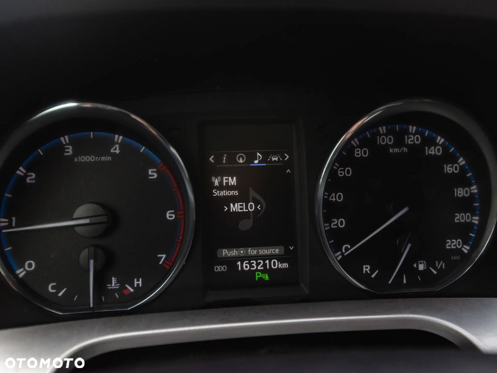 Toyota RAV4 2.0 D-4D 4x2 Start-Stop Executive - 31