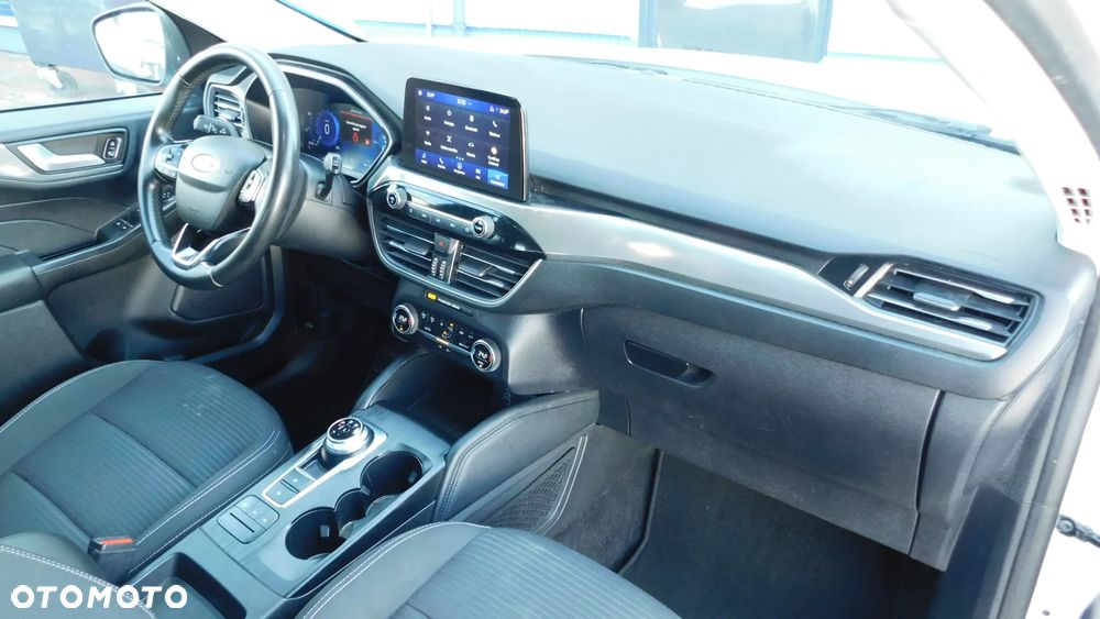 Ford Kuga 2.5 Duratec PHEV ST-LINE X - 25