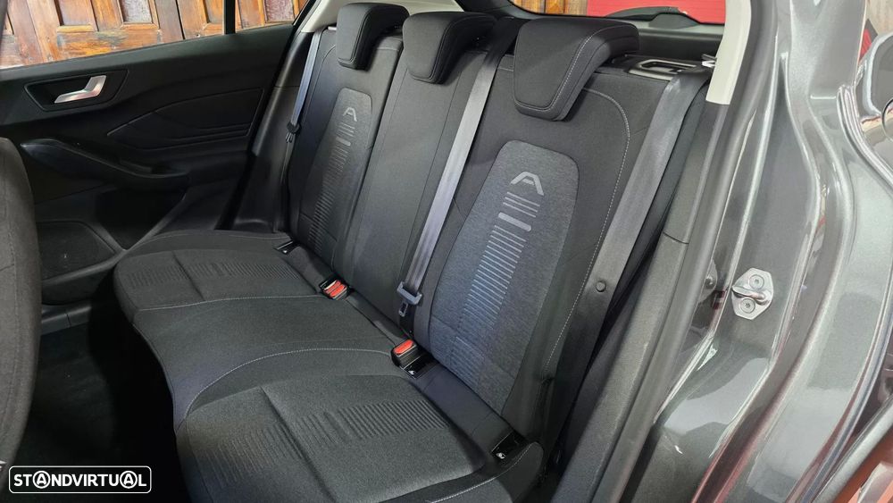 Ford Focus 1.0 EcoBoost Active Aut. - 45