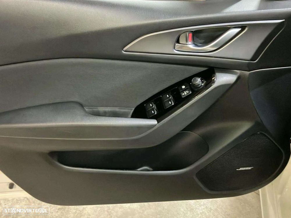 Mazda 3 - 17