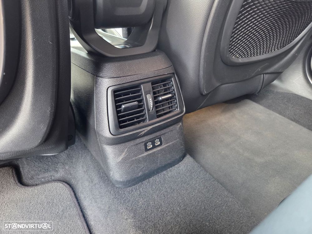 BMW 218 Gran Tourer i Line Luxury Auto - 27