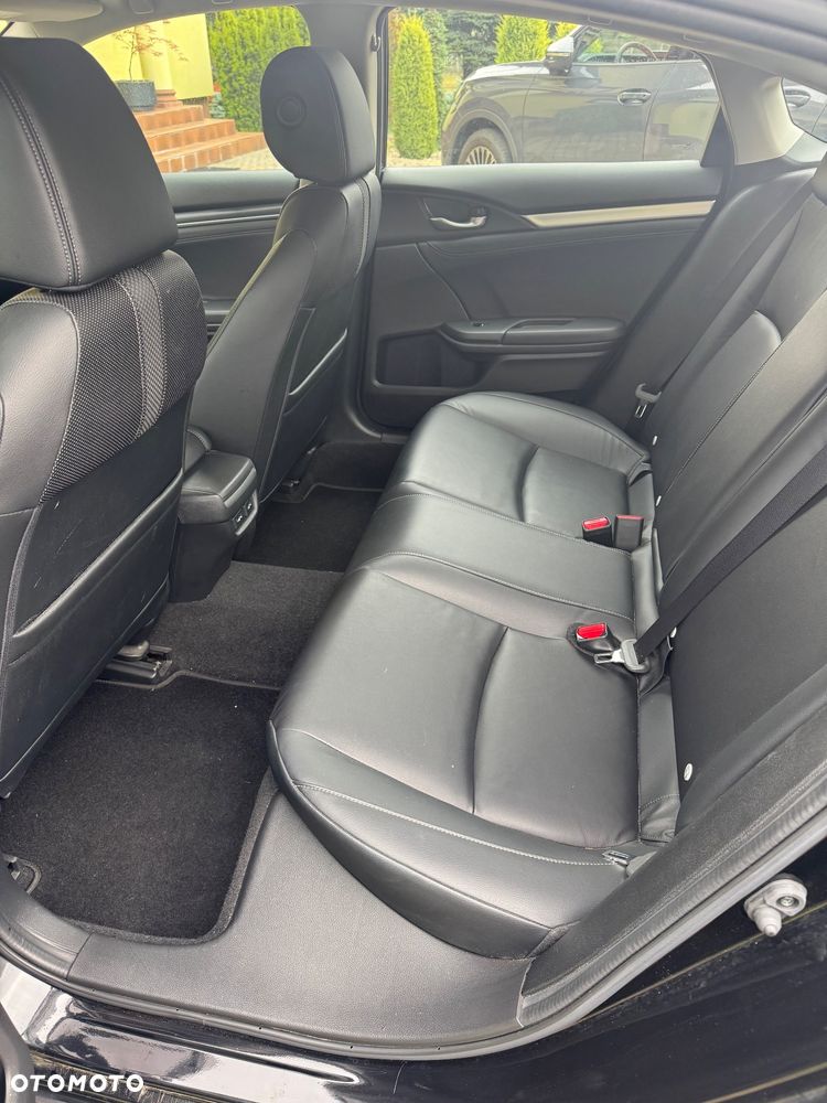 Honda Civic 1.5 T Executive - 9