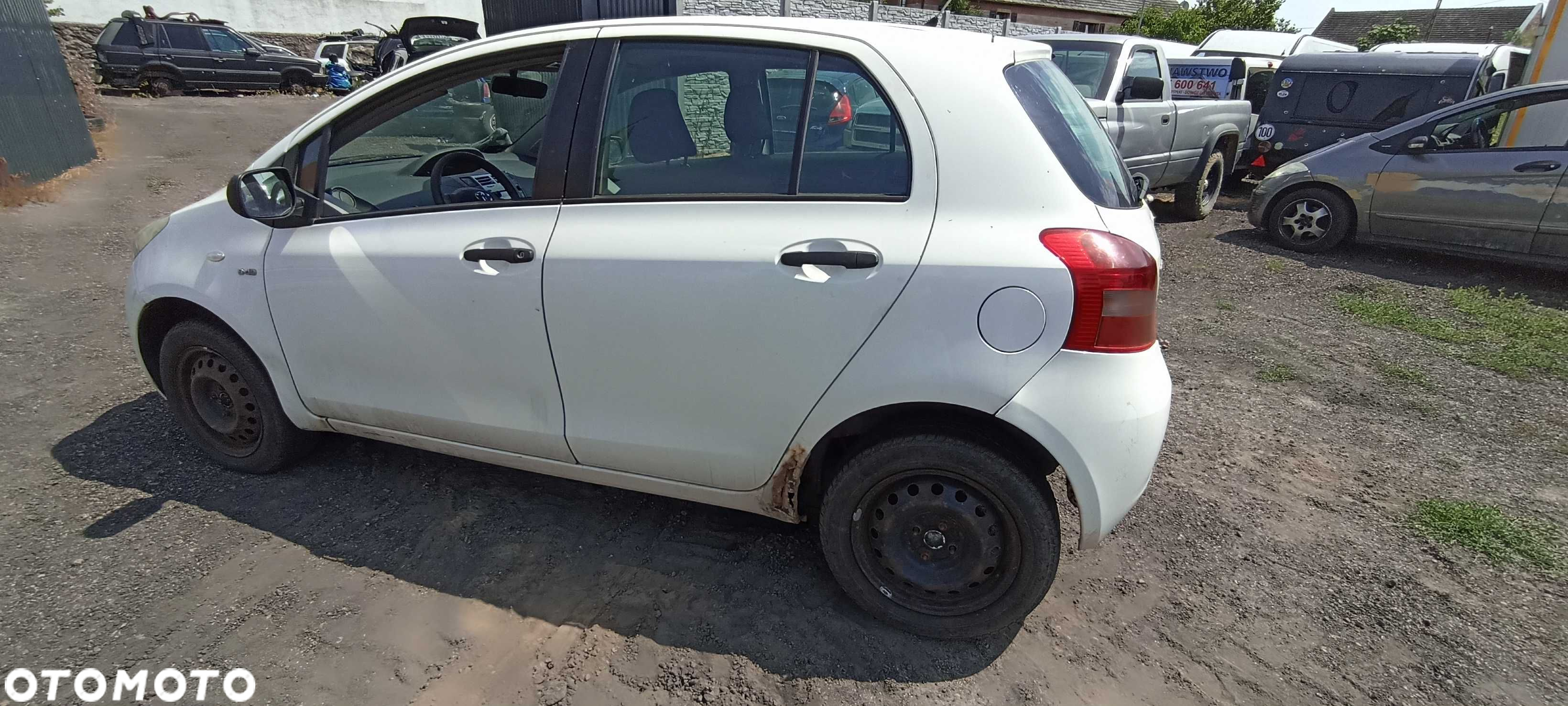 toyota yaris 1.4 1ndyv  d4d lak 068 d4d 90km samochód na części - 4