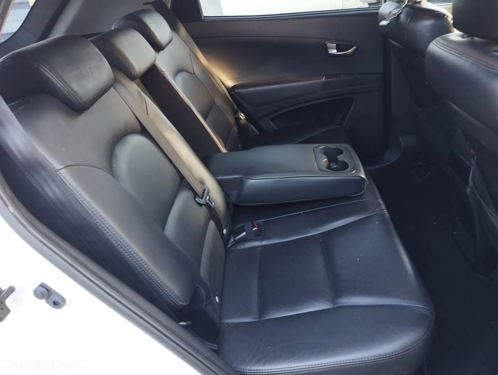 SsangYong/KGM Korando 2.0 e-XDi Quartz - 13