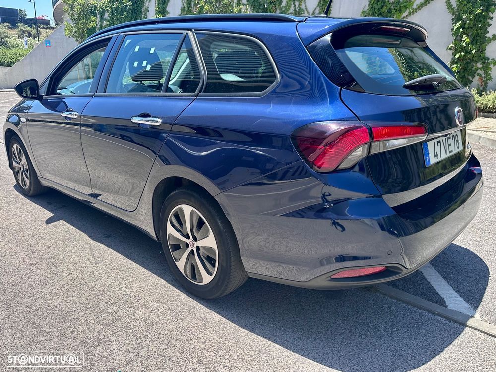 Fiat Tipo Station Wagon 1.6 M-Jet Lounge Tech - 3