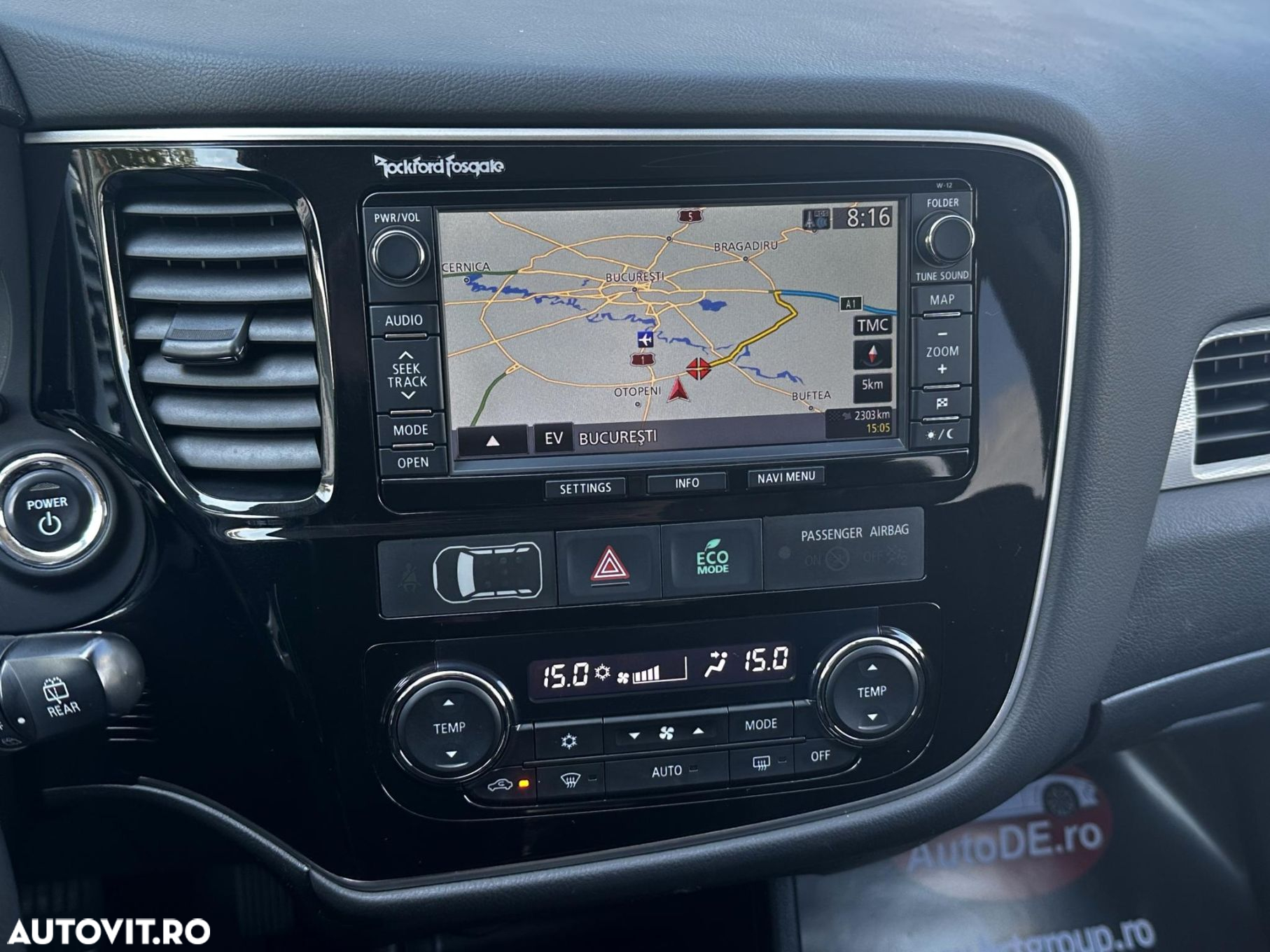 Mitsubishi Outlander - 11