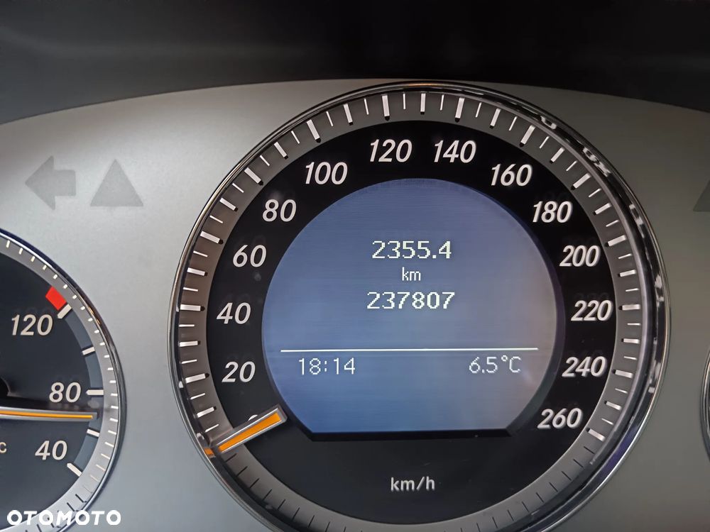 Mercedes-Benz Klasa C 200 Kompressor Special Edition - 13