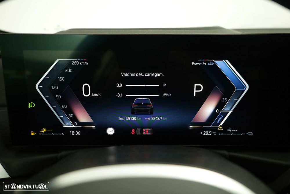 BMW 320 e Pack Desportivo M Auto - 16