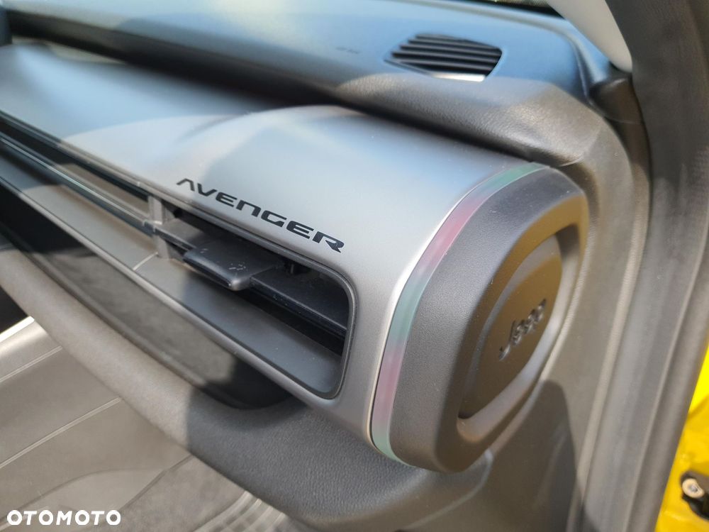 Jeep Avenger 1.2 GSE T3 Altitude FWD - 22