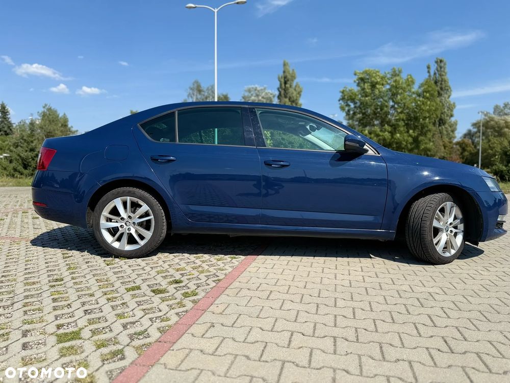 Skoda Octavia 1.6 TDI SCR Ambition DSG - 8