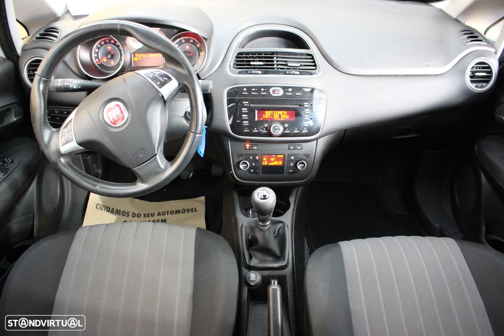 Fiat Punto 1.2 Lounge S&S - 24