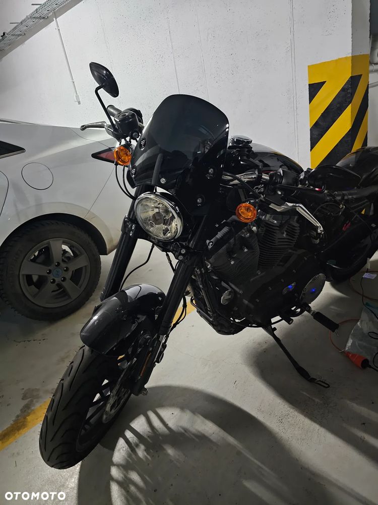 Harley-Davidson Sportster Roadster 1200R - 3