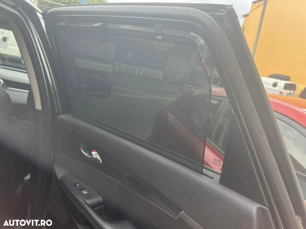 Kia Sorento - 13