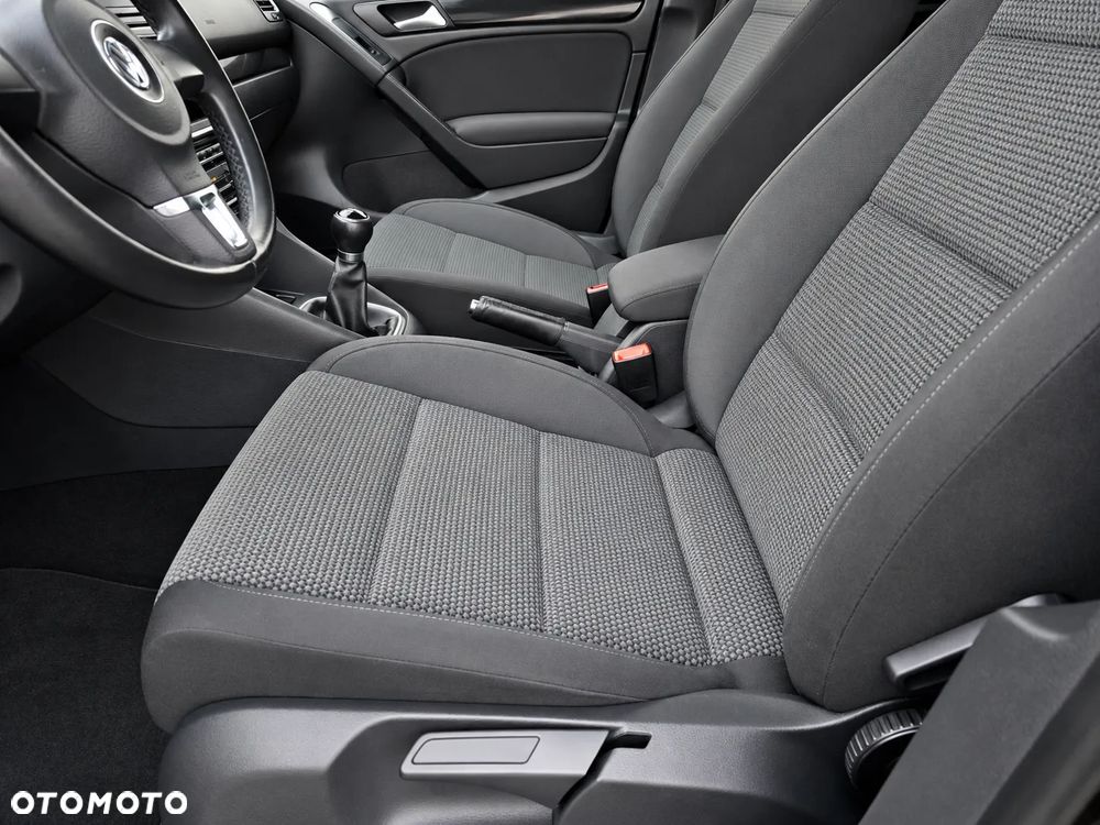 Volkswagen Golf 1.6 United - 11