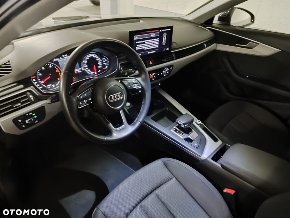 Audi A4 Avant 2.0 TDI S tronic - 9