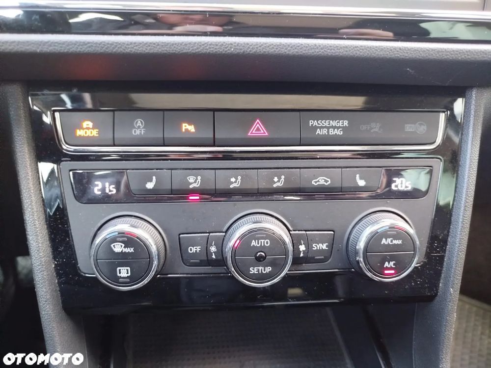 Seat Leon 1.8 TSI Start&Stop DSG FR - 32