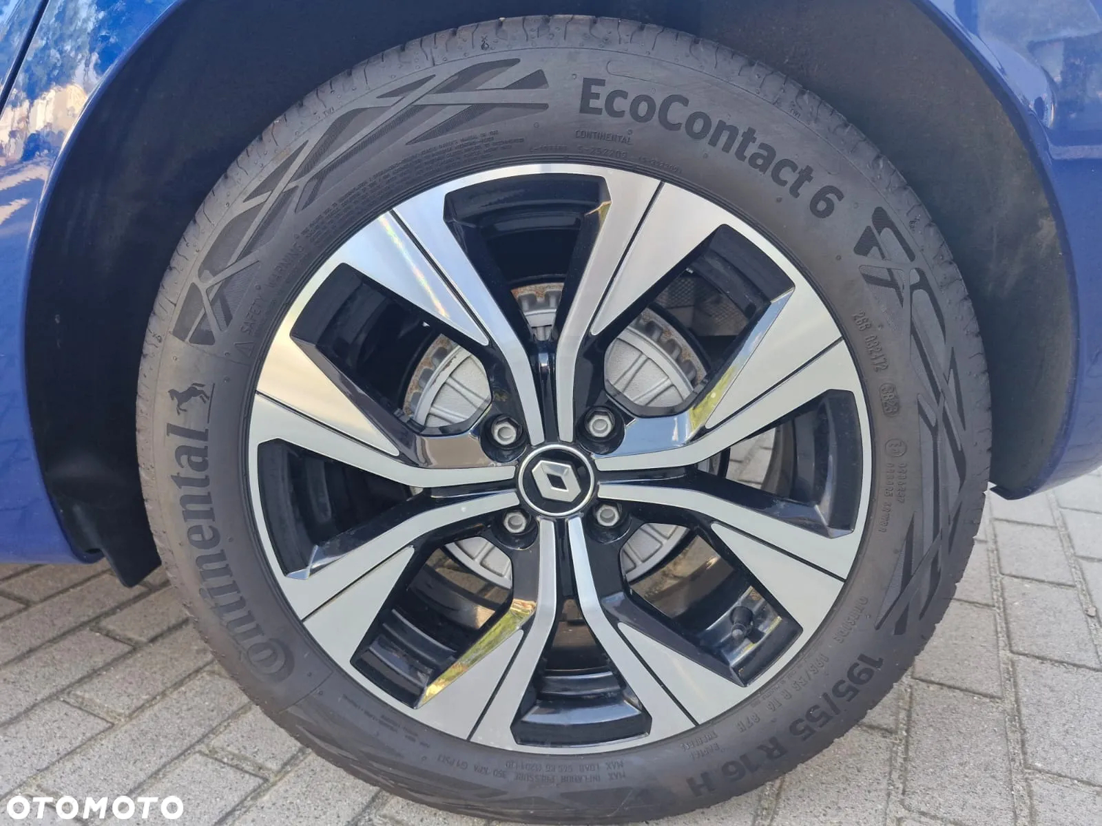 Renault Clio BLUE dCi 100 EVOLUTION - 9
