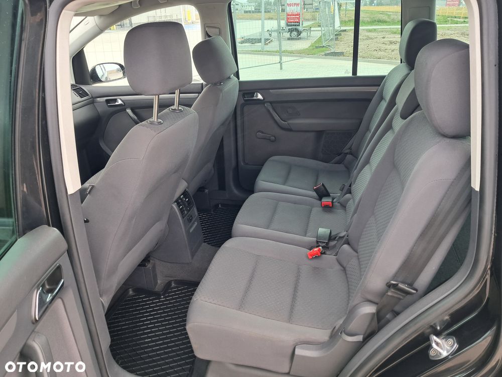 Volkswagen Touran 1.6 Freestyle - 11