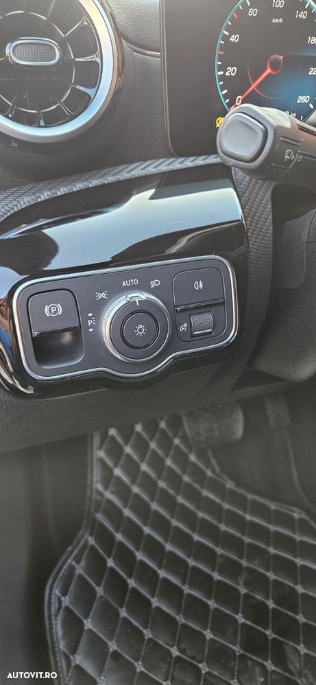 Mercedes-Benz CLA 180 - 17