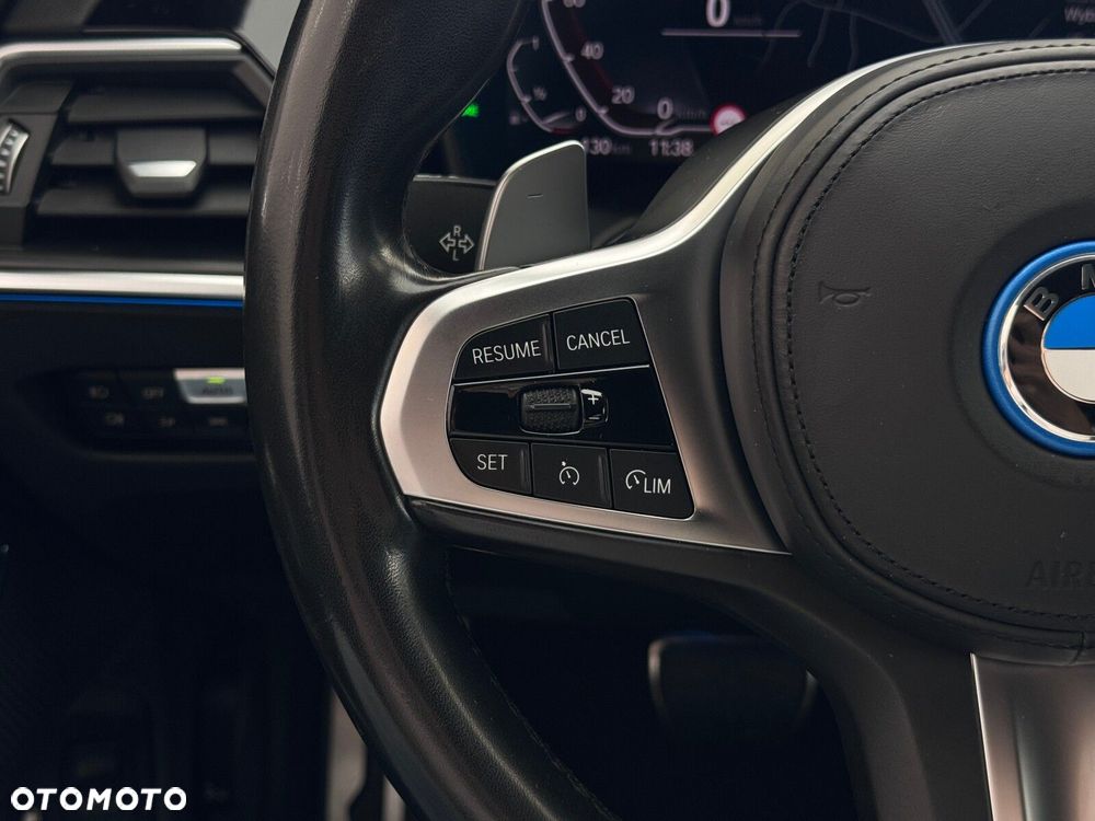 BMW Seria 3 - 22