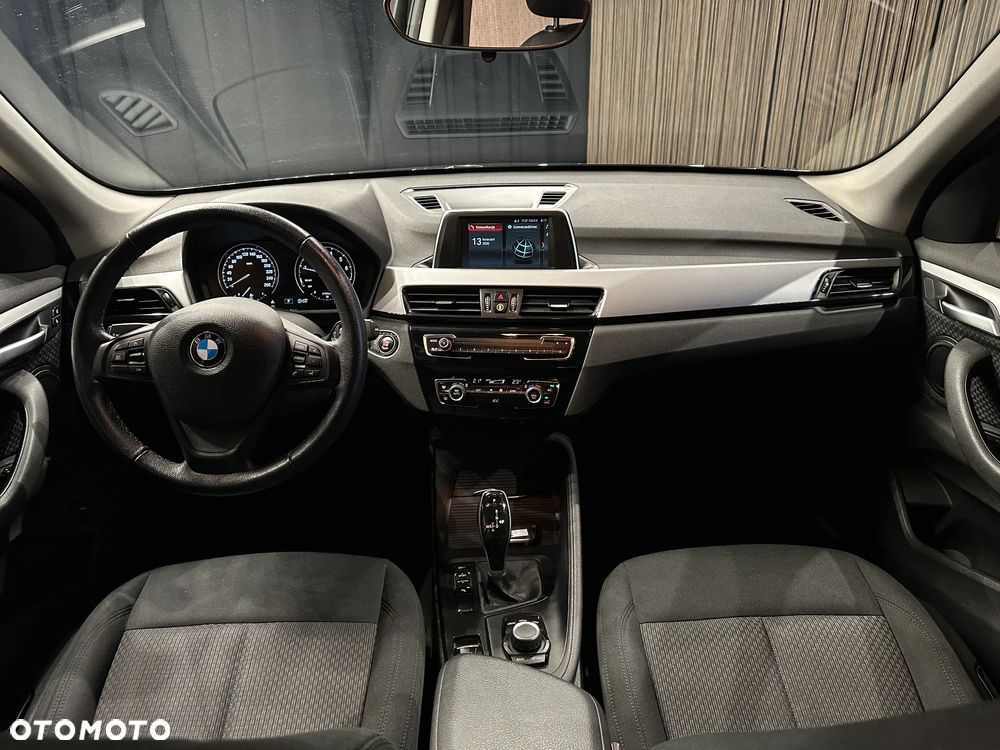 BMW X1 sDrive18i - 10