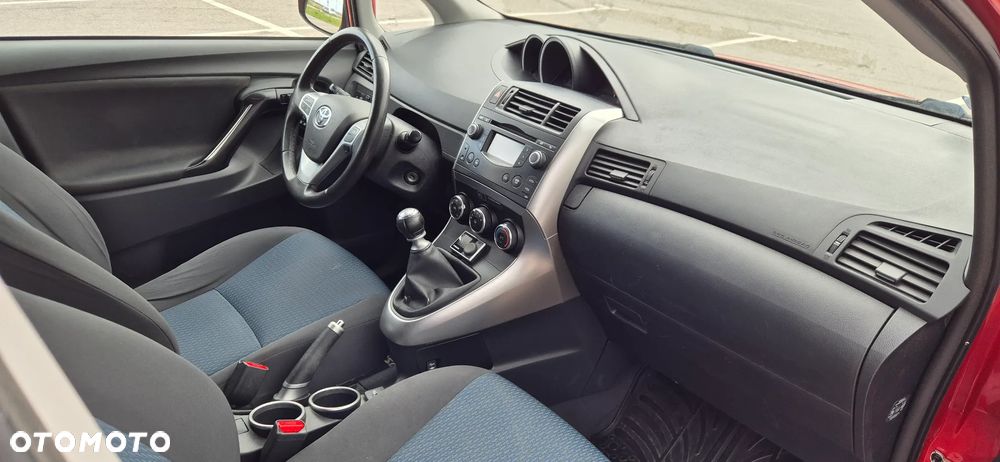Toyota Verso 1.6 5-Sitzer - 12