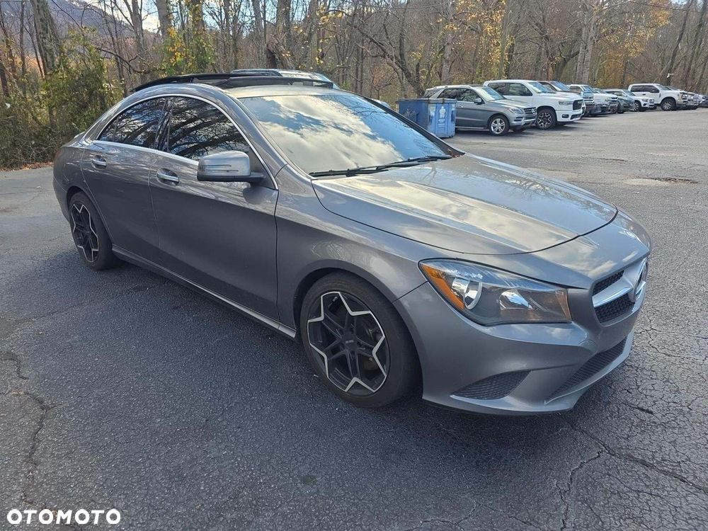 Mercedes-Benz CLA 250 4Matic 7G-DCT - 5