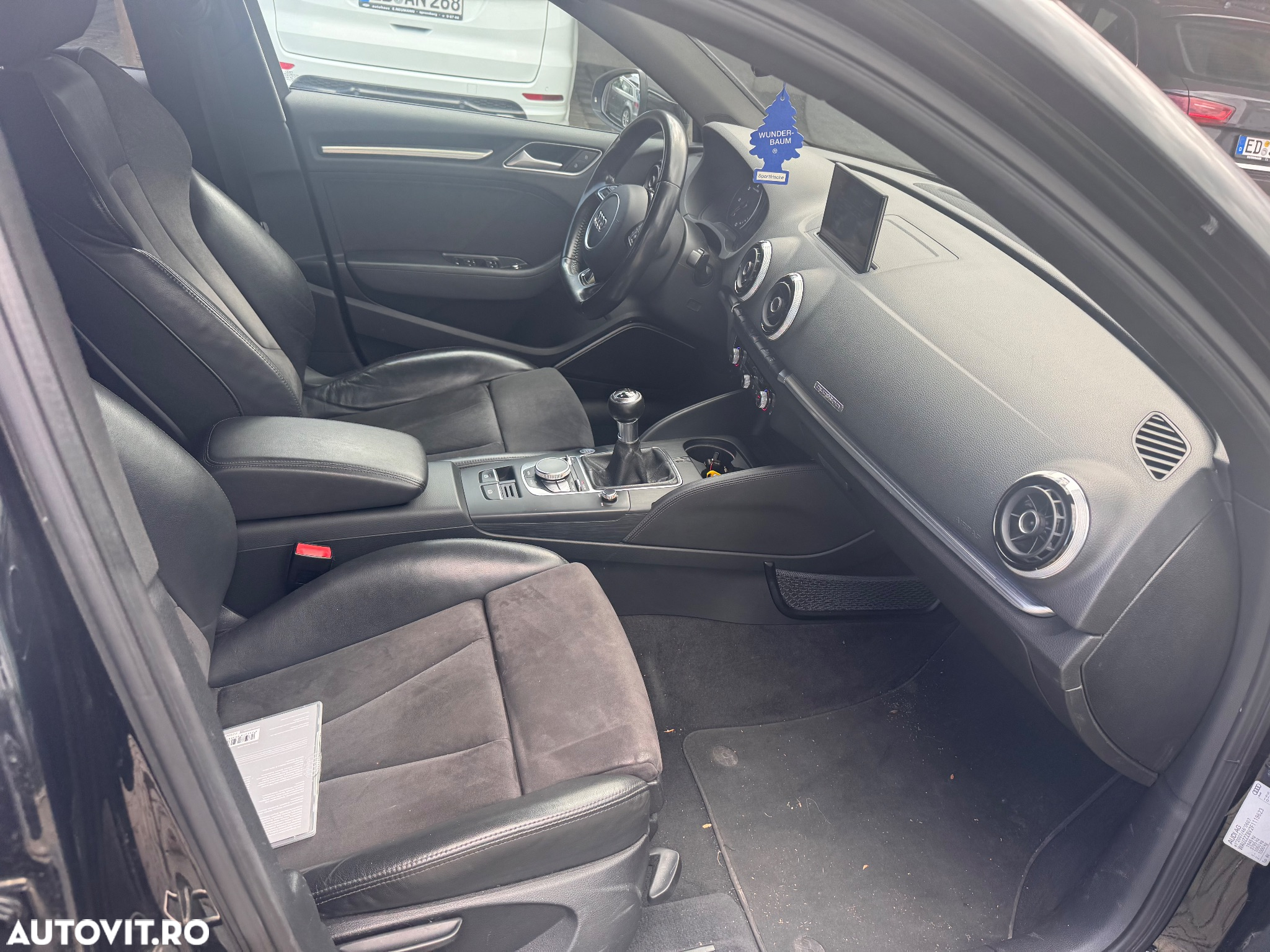 Audi A4 2.0 TDI DPF clean diesel quattro S line Sportpaket - 14