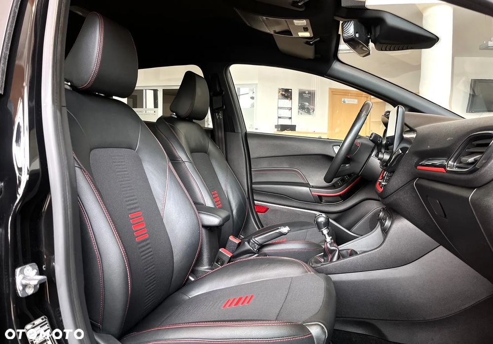 Ford Fiesta 1.0 EcoBoost S&S ST-LINE X - 26