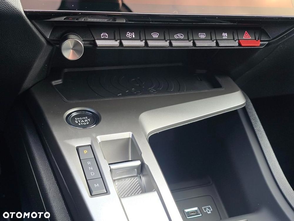 Peugeot 408 1.2 PureTech mHEV Allure S&S e-DSC6 - 16