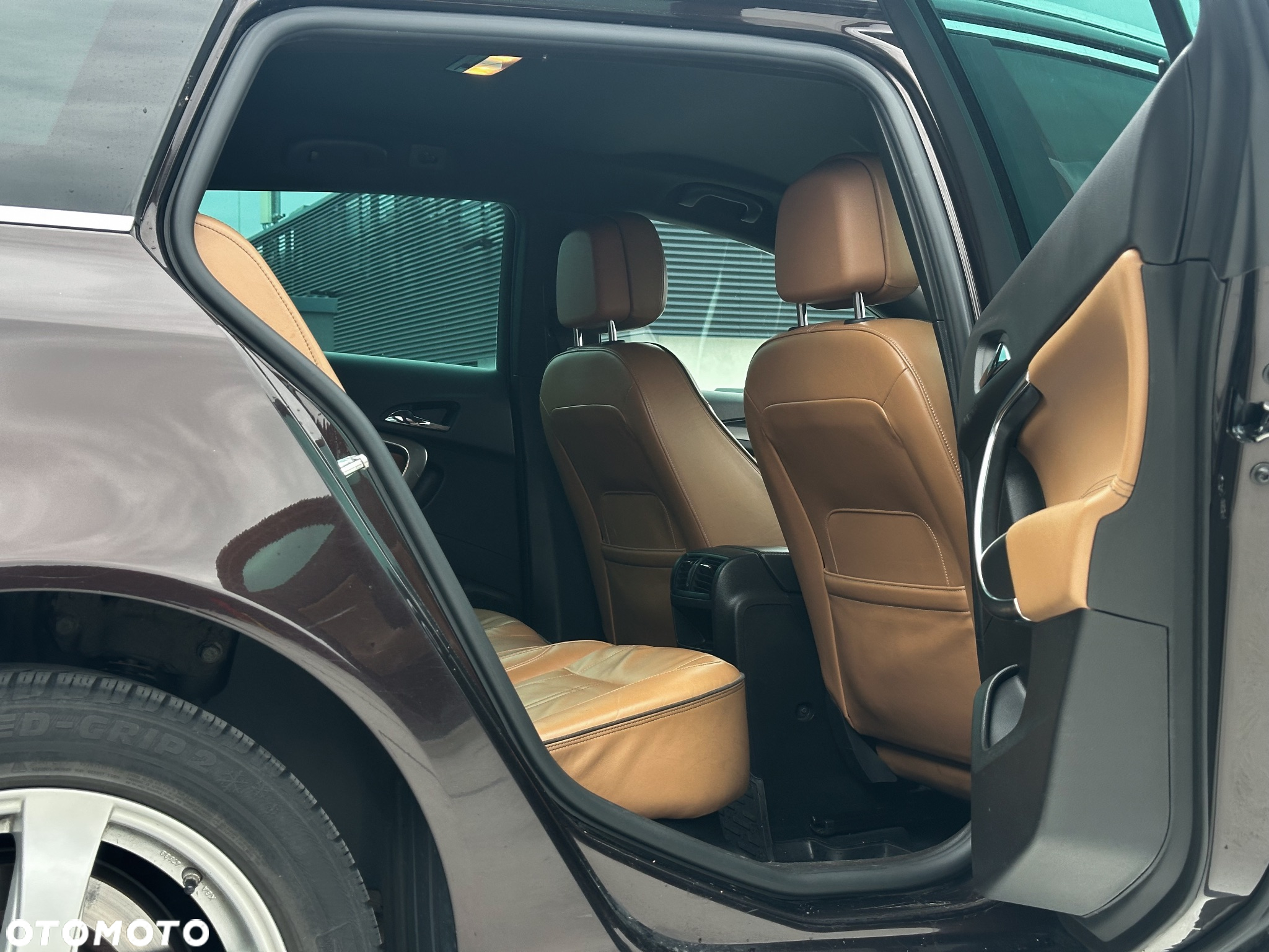 Opel Insignia 2.0 Bi TurboCDTI Sports Tourer Business Edition - 9