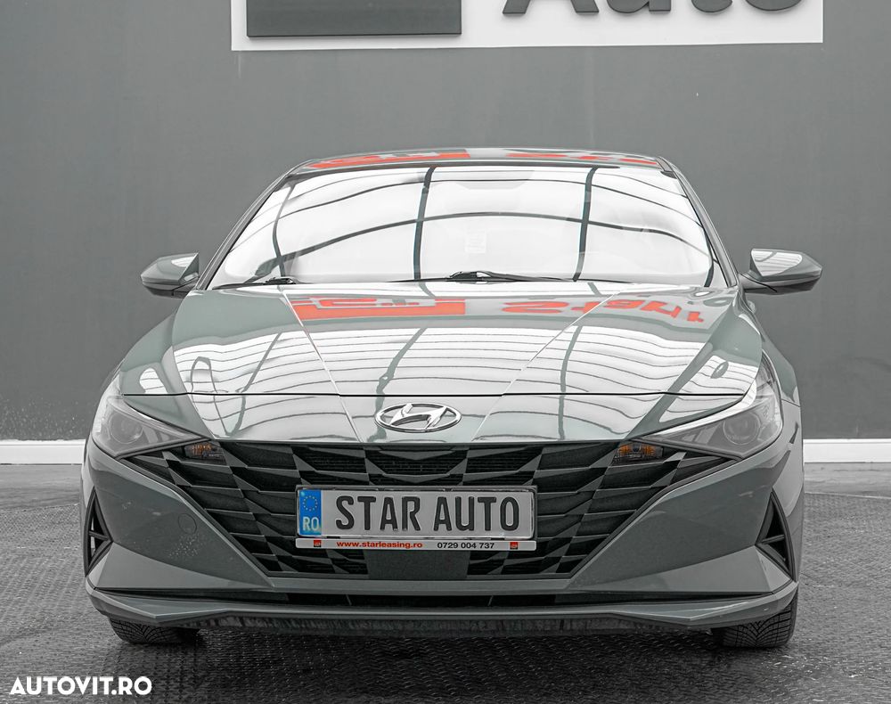 Hyundai Elantra 1.6 l 123 CP CVT Exclusive Navi - 3