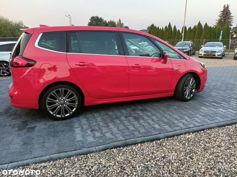 Opel Zafira - 19