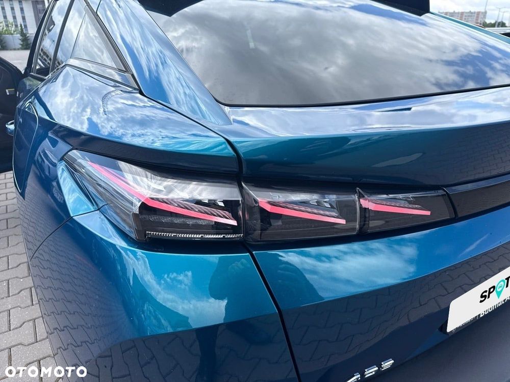 Peugeot 408 1.6 Plug-In Hybrid 225 GT EAT8 - 14