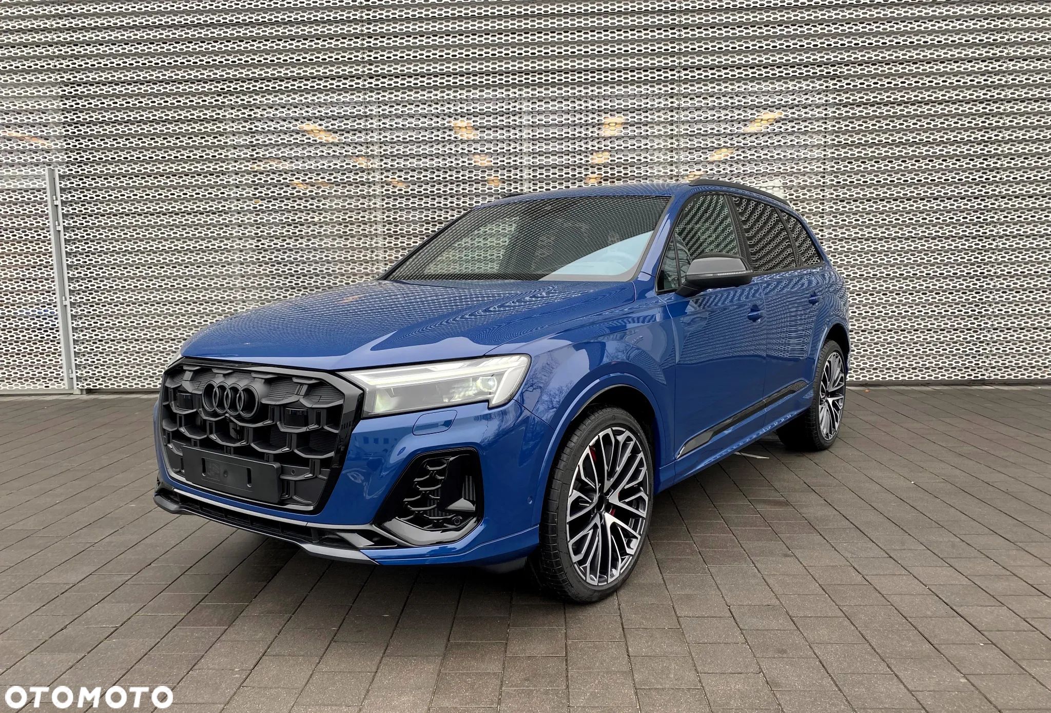 Audi Q7 55 TFSI e Quattro S Line Tiptr - 1