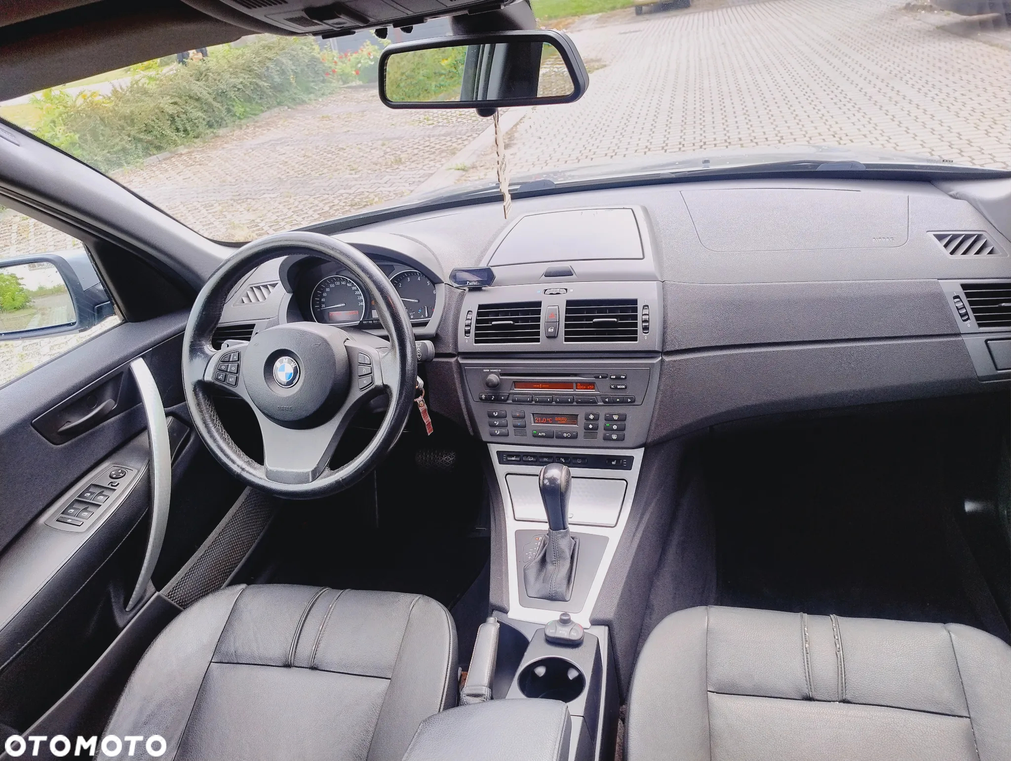 BMW X3 3.0i - 16