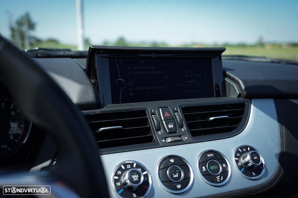 BMW Z4 sDrive20i - 26